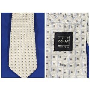 IKE BEHAR New York heavy silk tie silver light Blue Geometric Woven Squares USA